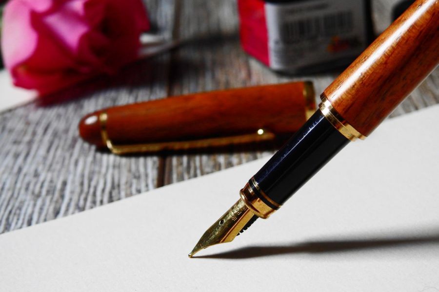 Mantenimiento y limpieza de plumas estilográficas: Cómo cuidar tu pluma para que dure toda la vida